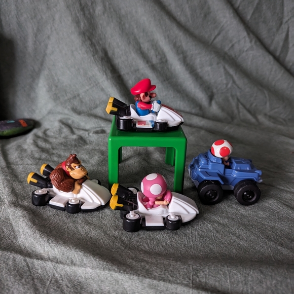 Nintendo Super Mario Bros Kart Kids Meal Toys Toad Toadette Dk Mario 2022 Pick - Picture 9 of 12